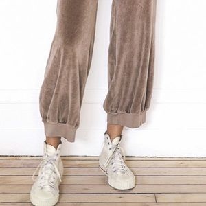 Velour Kondi track bottoms